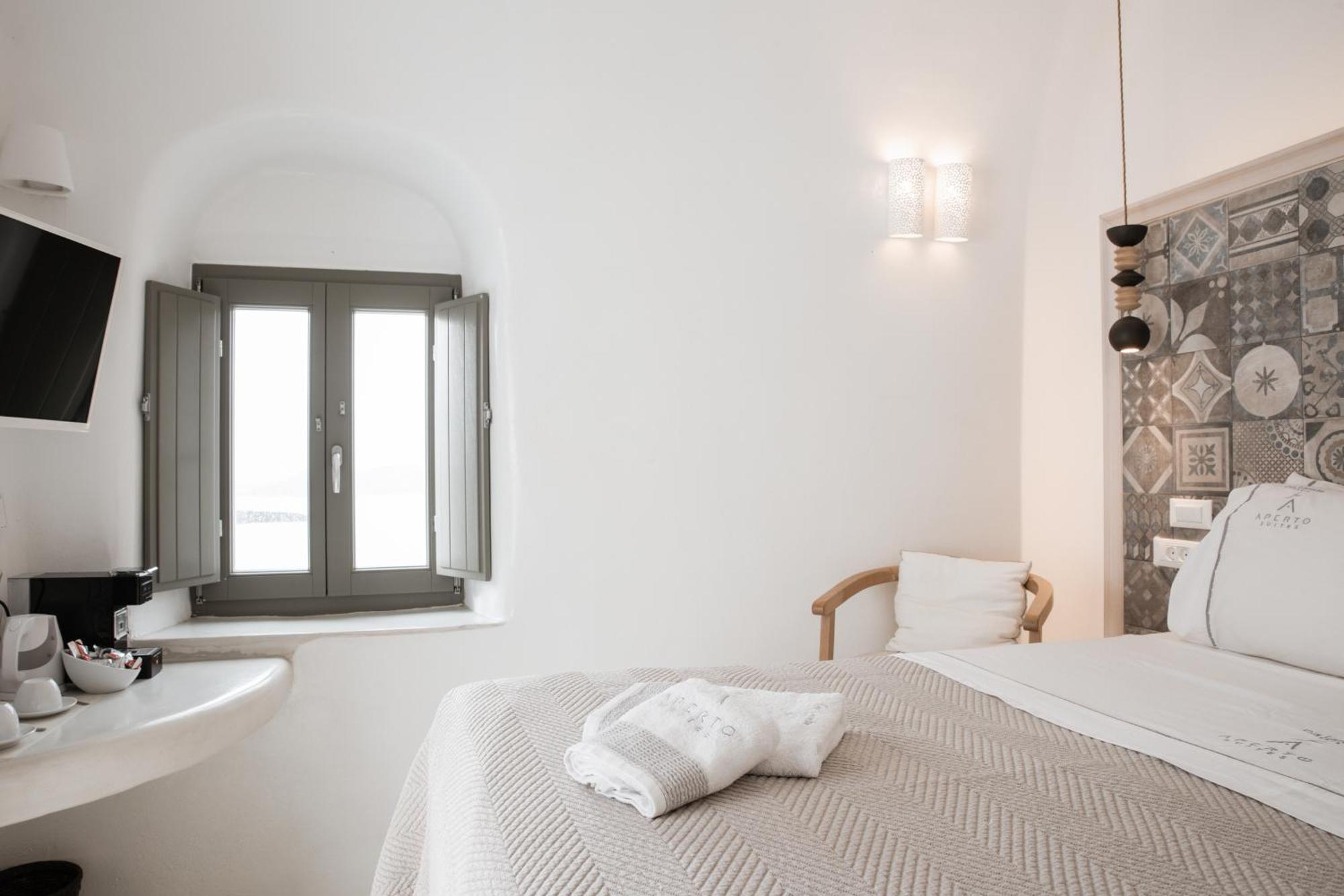 Aperto Suites - Adults Only Fira  Exteriör bild